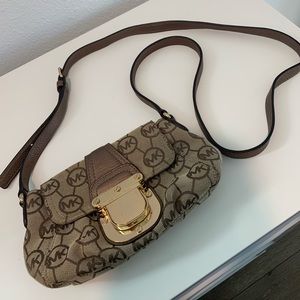 Michael Kors Crossbody